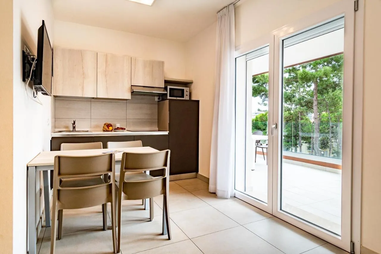 Iris Suite Bibione 0*,  Italy